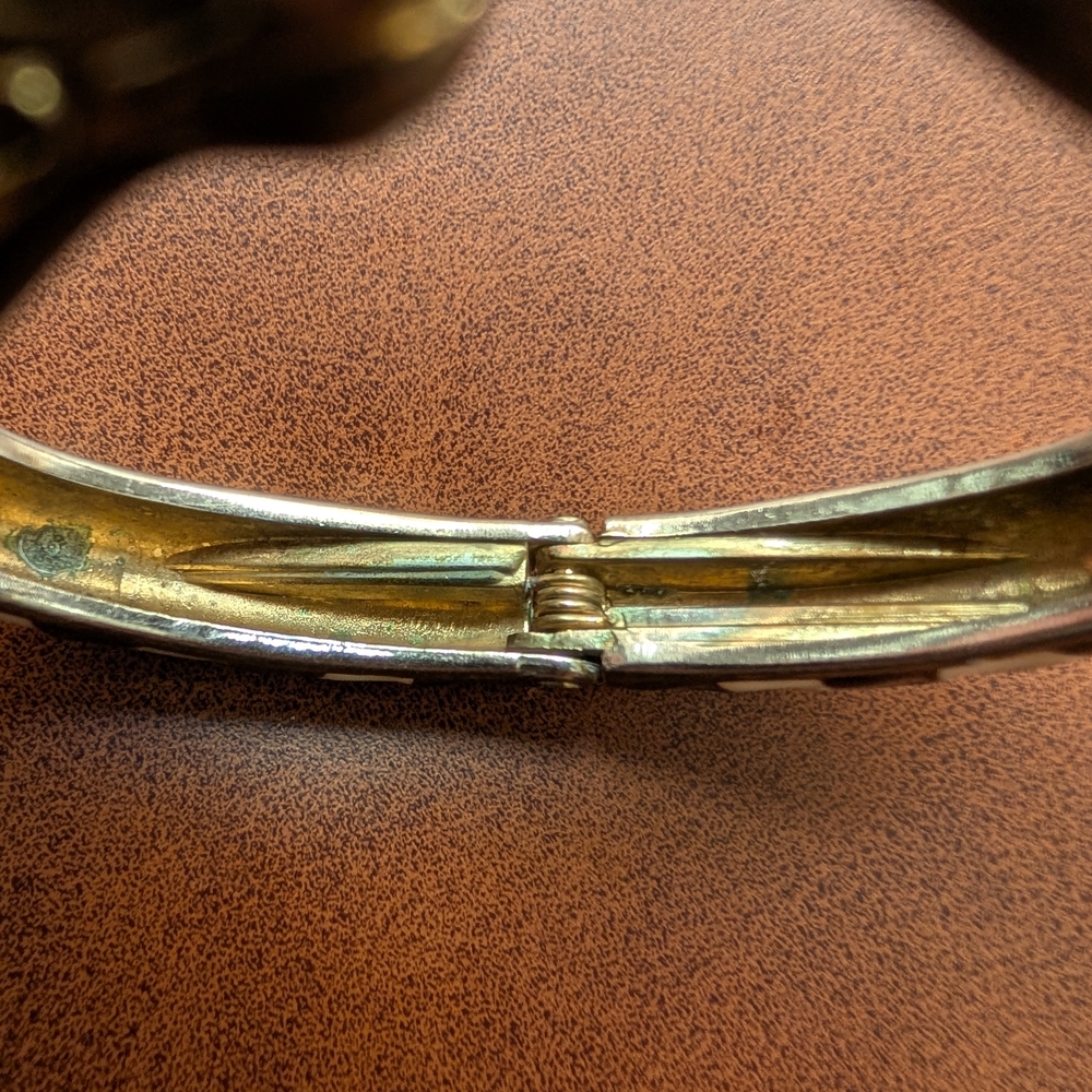 Gold and Black Giraffe Bangle Bracelet - Picture 5 of 6